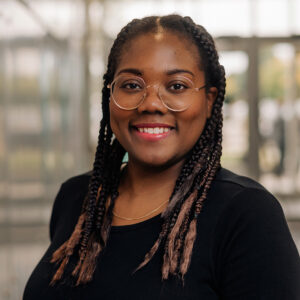 Rochelle    MacLeod , Student Advisor