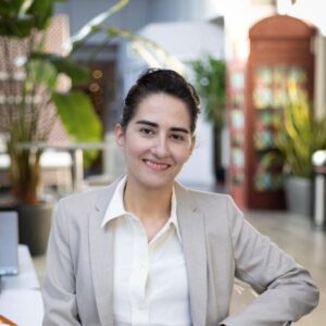 female Accounting and Financial Practice student