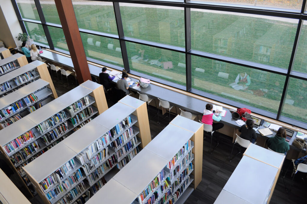 Algonquin College Pembroke Library
