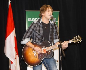 Jason Blaine at Grand Opening