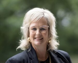 Shawna  Enright , International Student Success Specialist